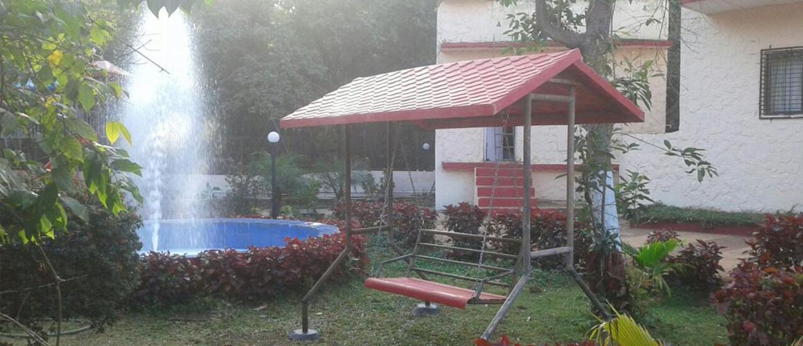 R Wood Resort Matheran Exterior foto